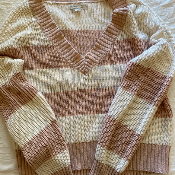 AE women’s crop striped sweater size S, blush pink and ivory - Picture 5 of 7